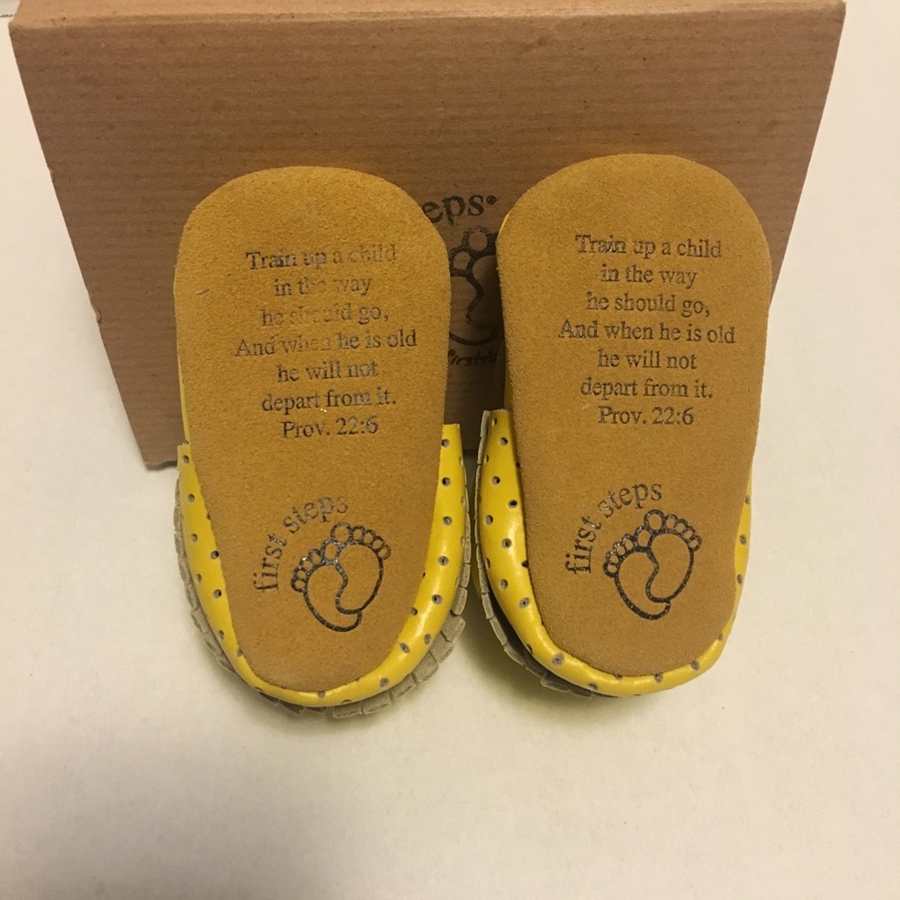 Baby message Moccasins NWOT - Picture 3 of 5